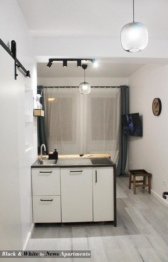 Black & White - News Apartment Bucureşti Eksteriør bilde