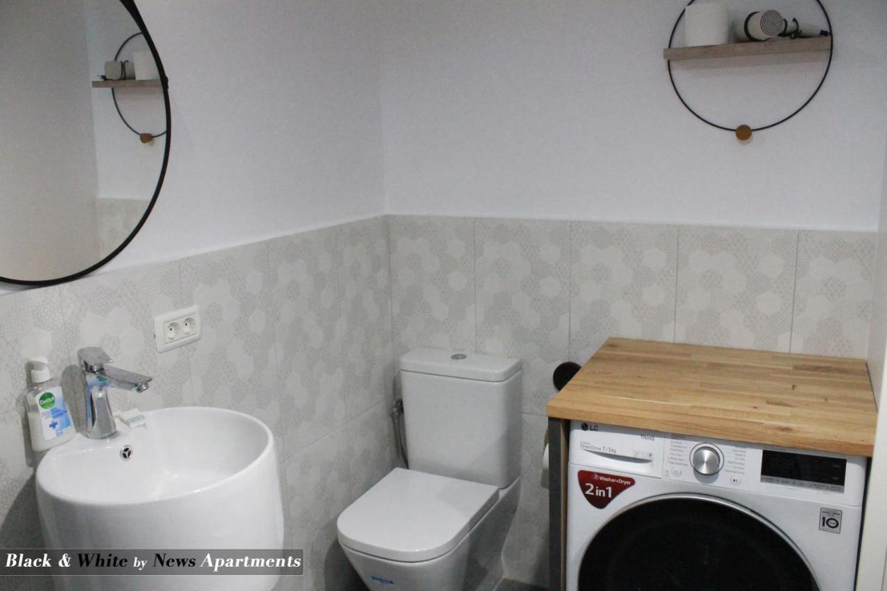 Black & White - News Apartment Bucureşti Eksteriør bilde